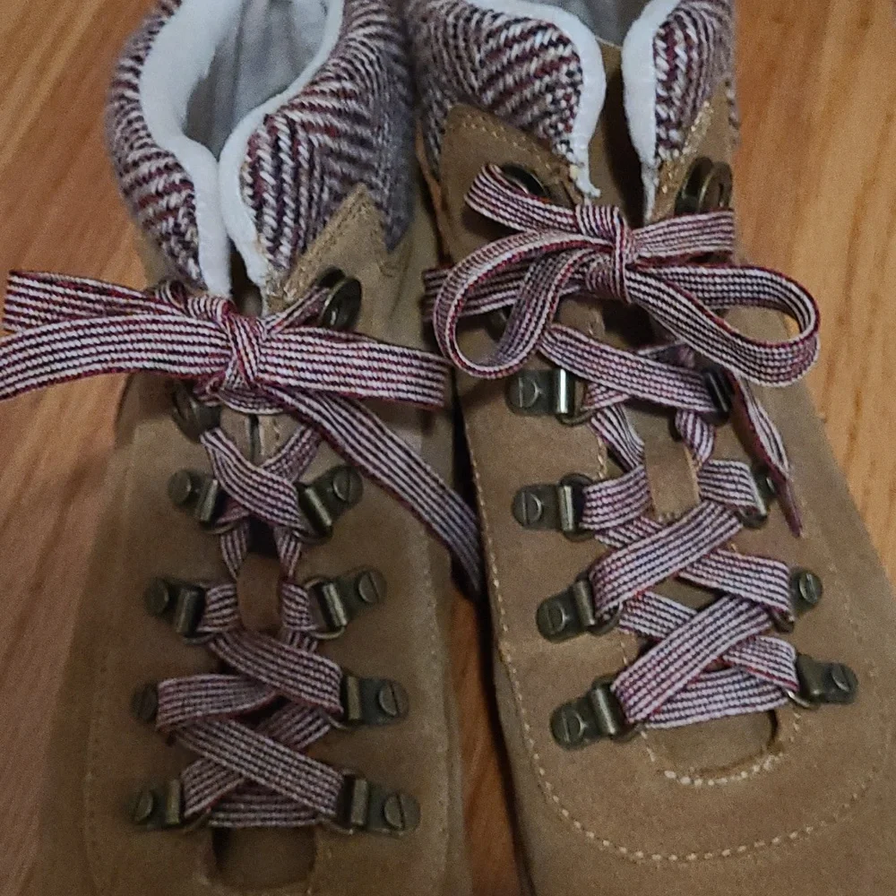 Anne Klein Sport boots - Picture 6 of 11